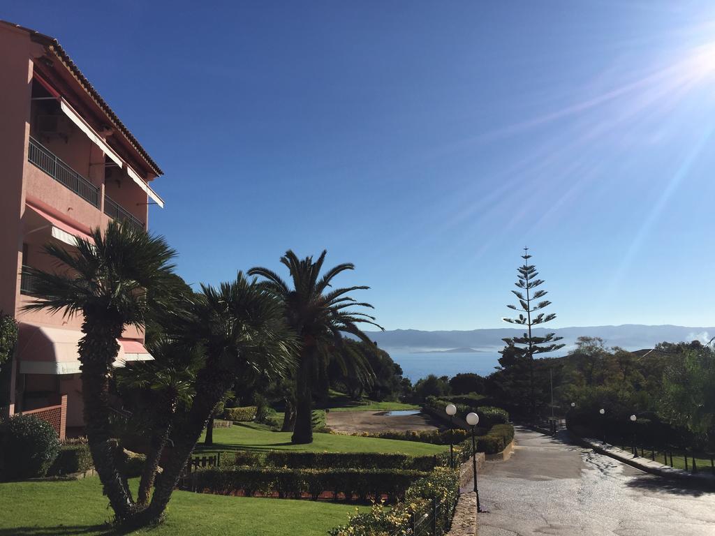 Residence Hoteliere Scudo Ajaccio  Exterior foto